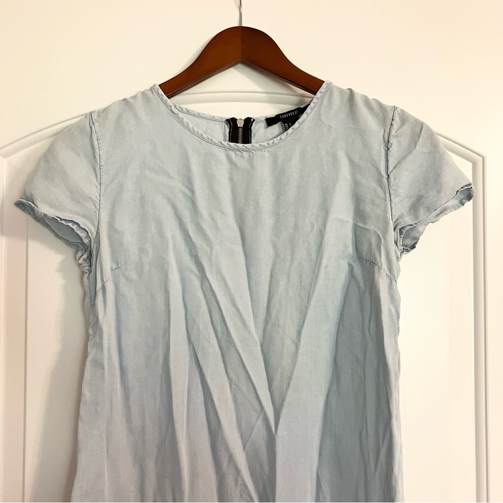 Forever 21 Chambray Shift Dress Light-Wash Denim Mini Shirt Dress‎ Women’s Sz S - Picture 2 of 9